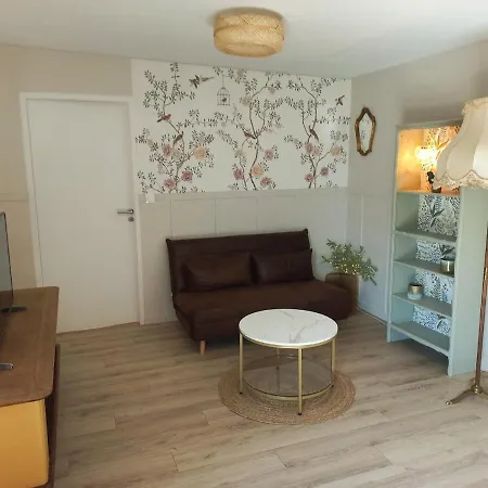 Atypique En Plein Coeur Des Vignes Шале Saint-Lambert-du-Lattay