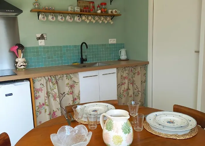 Atypique En Plein Coeur Des Vignes Шале